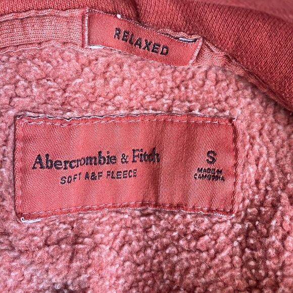 Abercrombie & Fitch Deep Rose Relaxed Fit Semi-Distressed Pullover Hoodie (Small - Picture 8 of 11